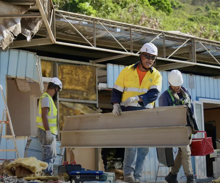 Reportage photo BTP chantier artisan Nouvelle-Calédonie Agence GBE — photo 01