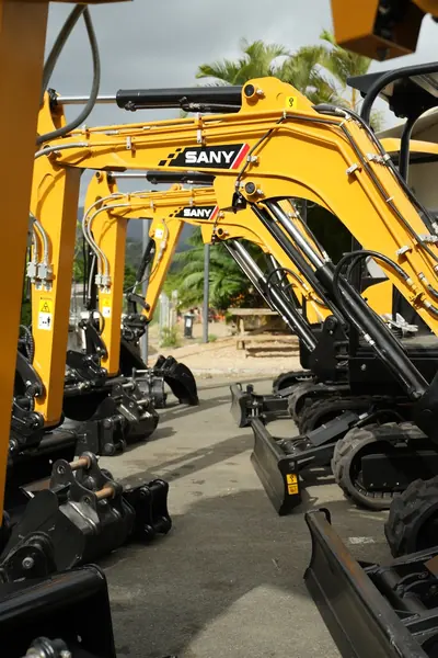 Photographie engins SANY BTP Nouvelle-Calédonie Agence GBE — photo 02