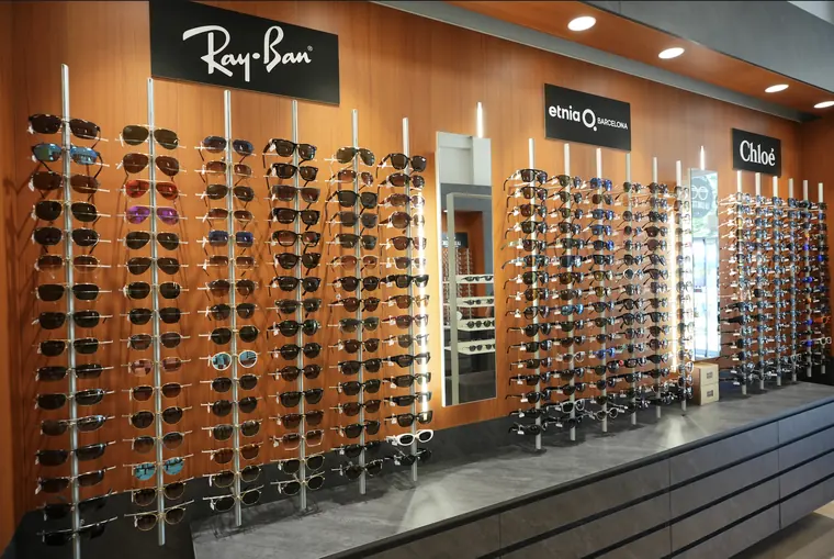 Photographie retail optique magasin Nouvelle-Calédonie Agence GBE — photo 02